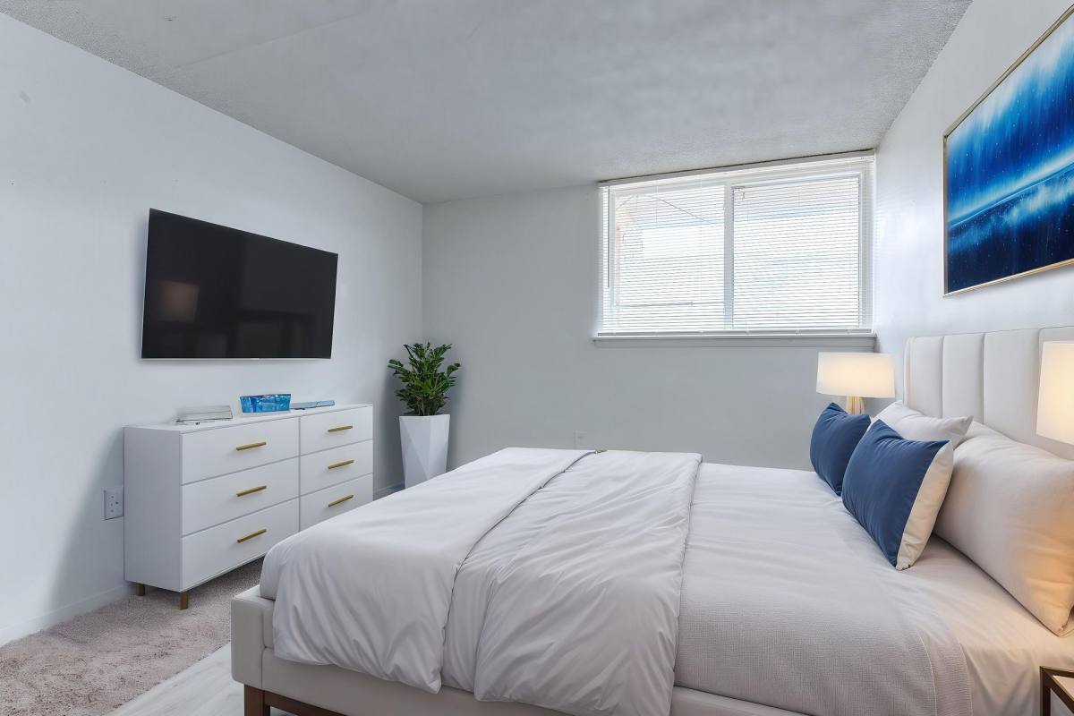 Apartment for rent at 400-414 N Blackhorse Pike, Blackwood, NJ 08012