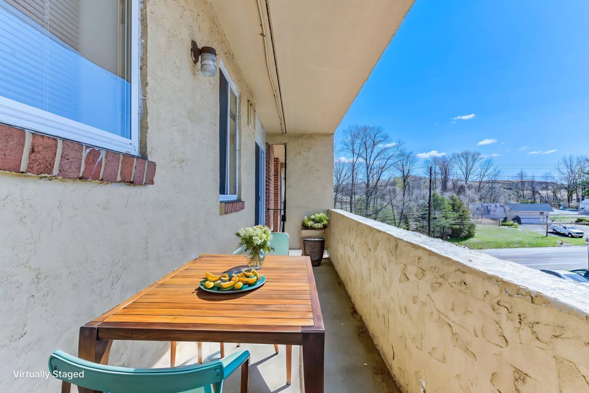Apartment for rent at 400-414 N Blackhorse Pike, Blackwood, NJ 08012