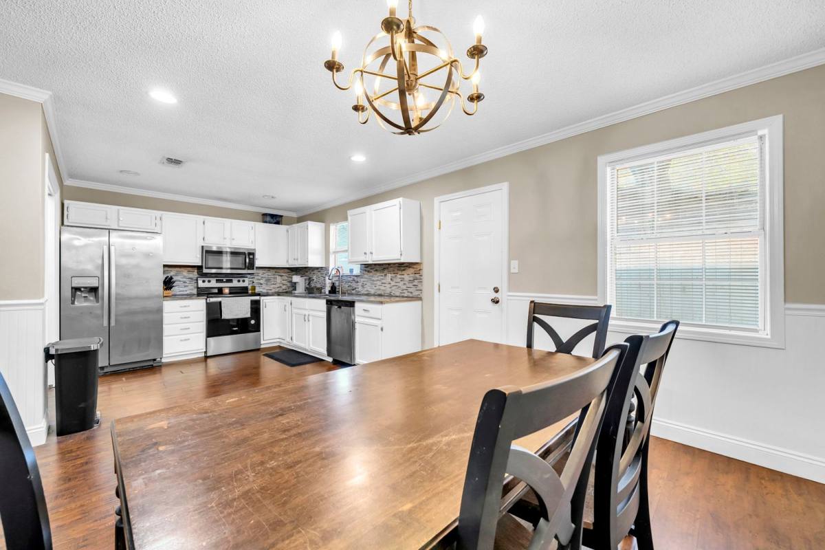 Apartment for rent at 309 Harris Rd NE, Fort Walton Beach, FL 32548