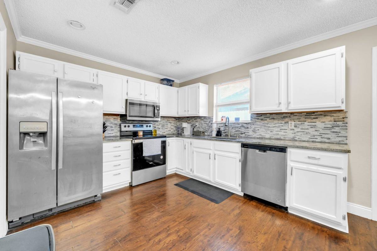 Apartment for rent at 309 Harris Rd NE, Fort Walton Beach, FL 32548