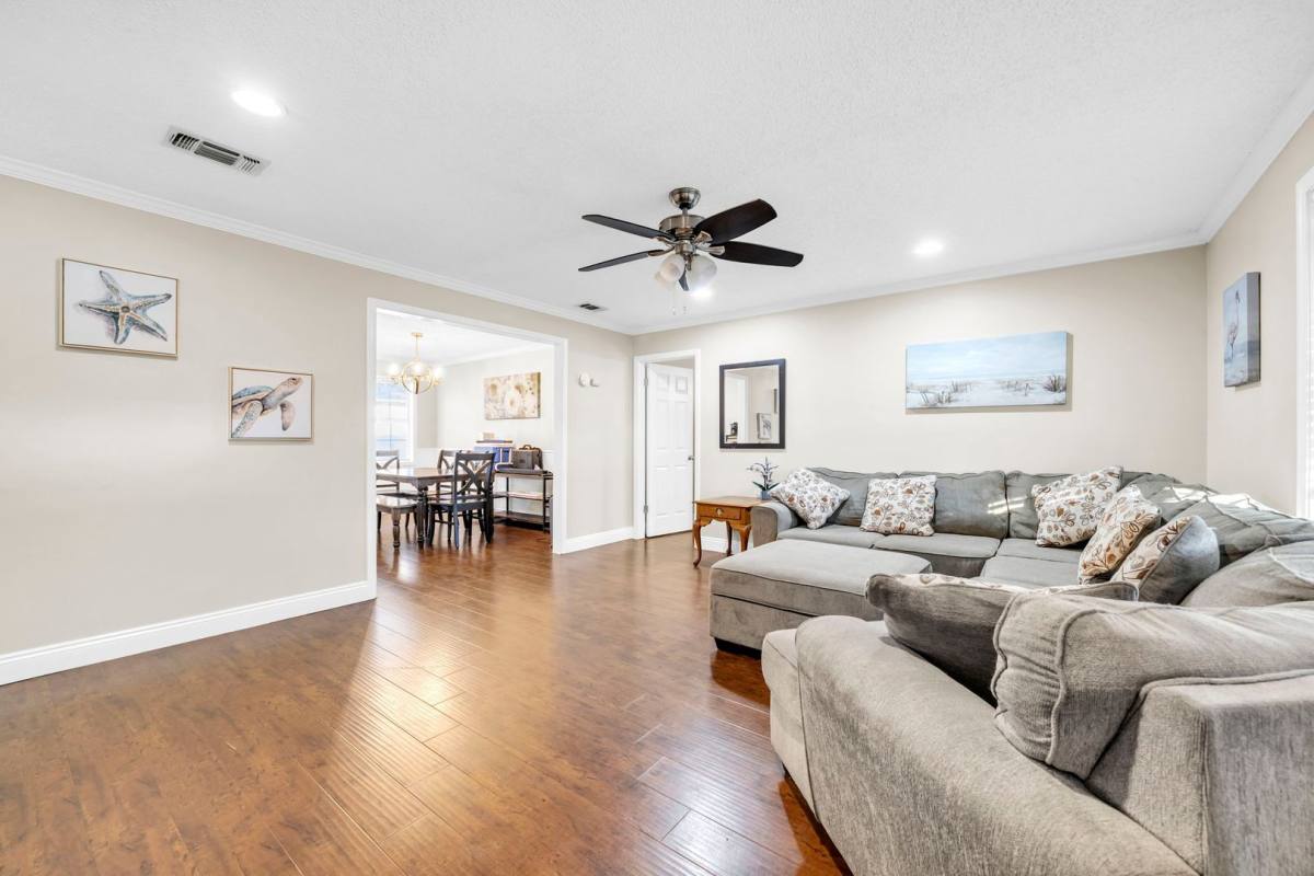 Apartment for rent at 309 Harris Rd NE, Fort Walton Beach, FL 32548