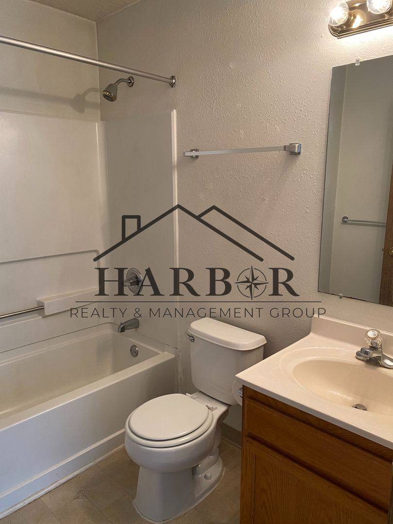 Apartment for rent at 146 S Broadway Ave #102, Spring Valley, MN 55975