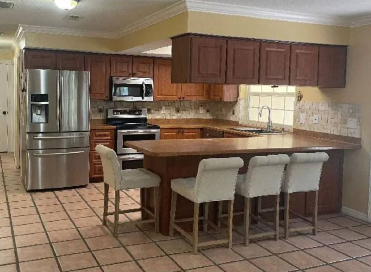 House for rent at 18816 Cimbora Dr, Spring Hill, FL 34610