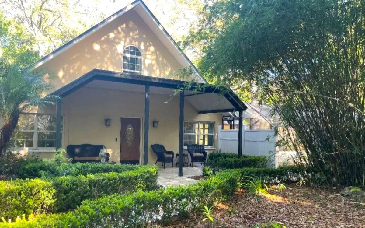 House for rent at 18816 Cimbora Dr, Spring Hill, FL 34610