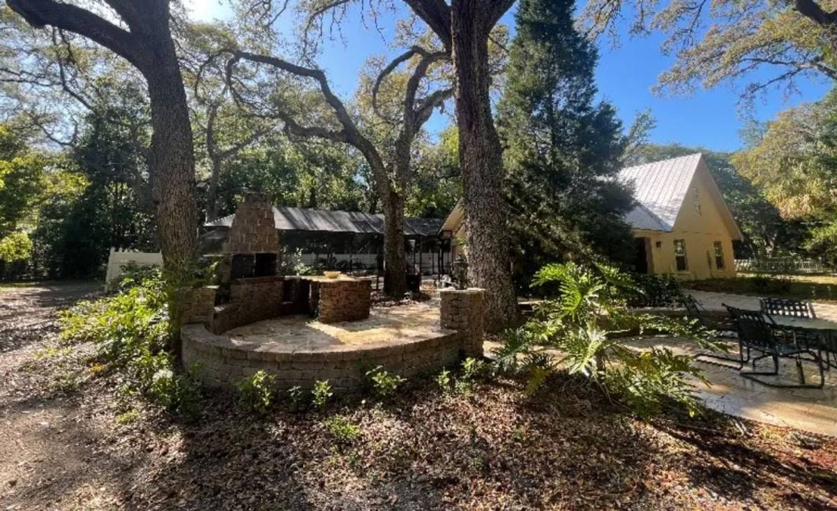 House for rent at 18816 Cimbora Dr, Spring Hill, FL 34610
