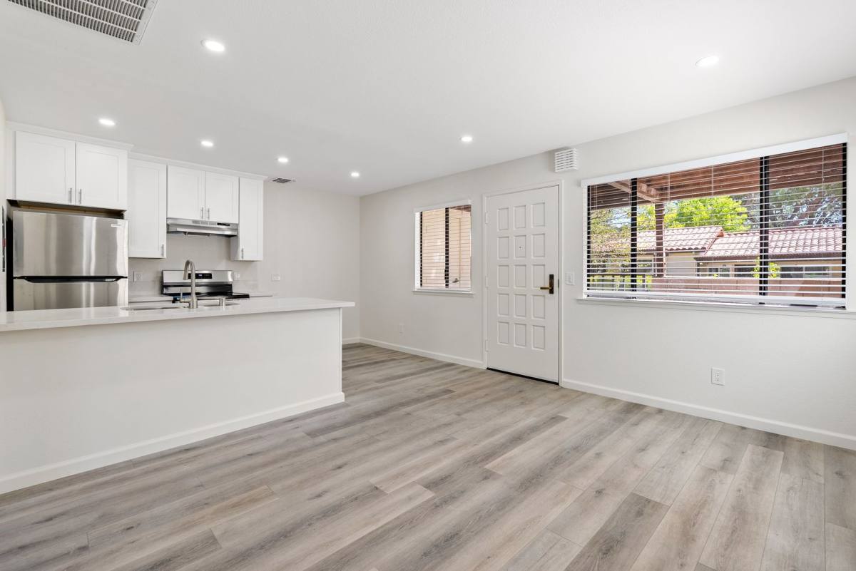 Apartment for rent at 283 Heather Court, Templeton, CA 93465