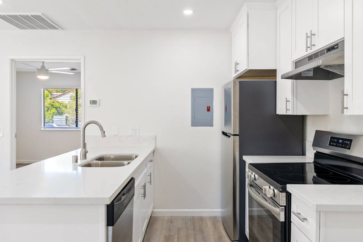 Apartment for rent at 283 Heather Court, Templeton, CA 93465
