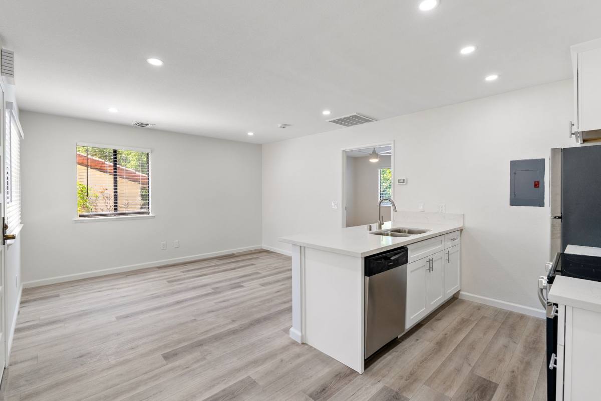 Apartment for rent at 283 Heather Court, Templeton, CA 93465