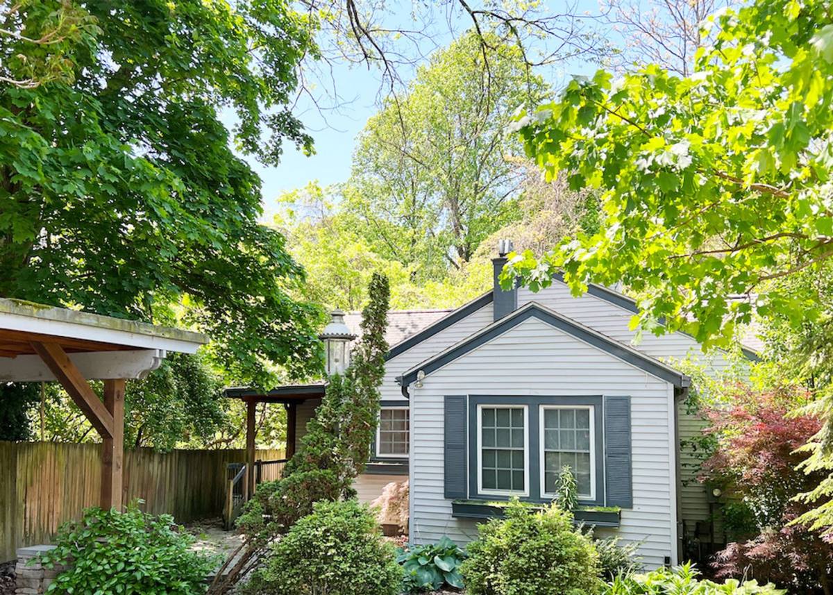 House for rent at 3263 Bishop St, Cincinnati, OH 45220
