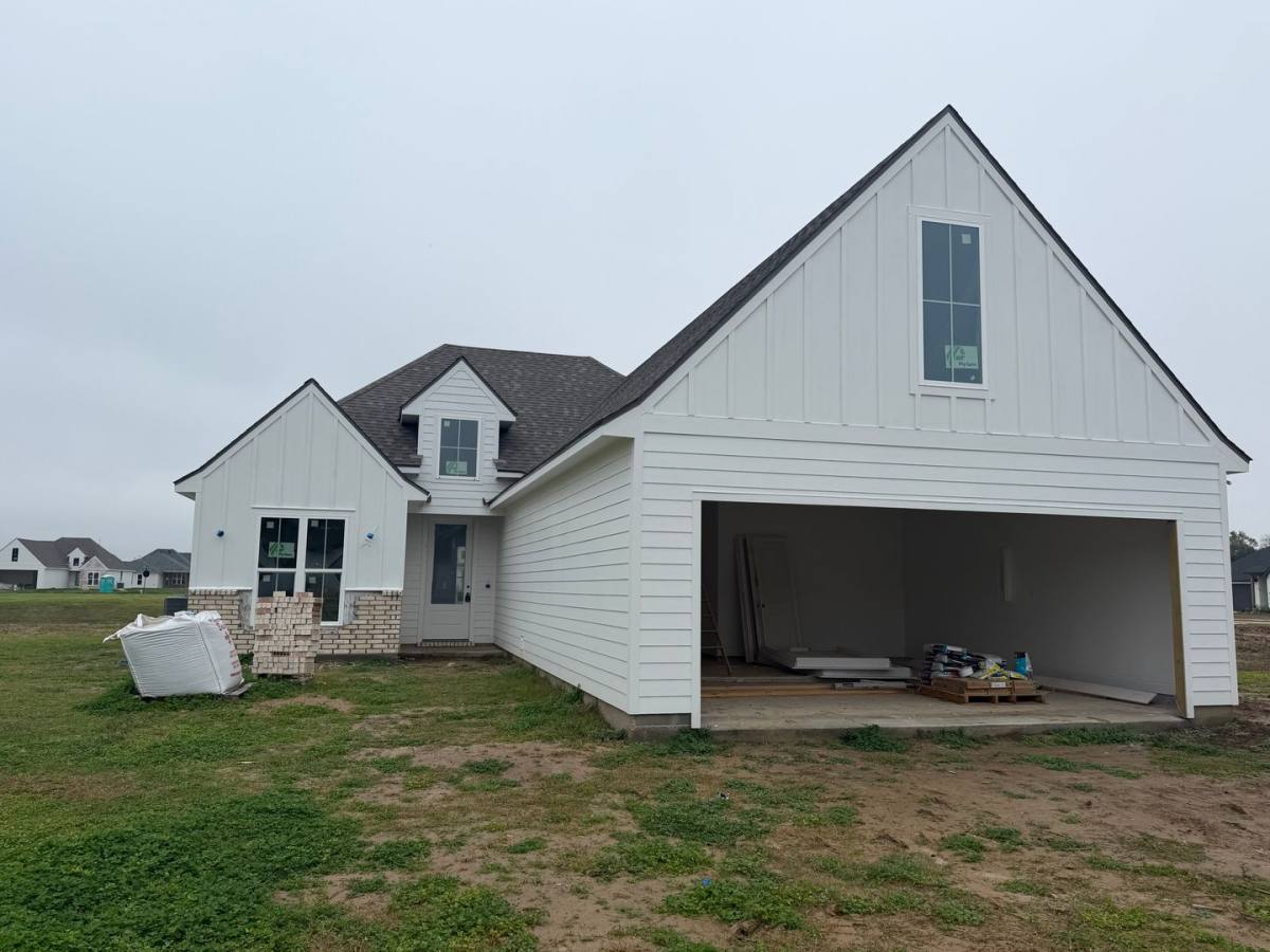 House for rent at 204 Benson Grove, Youngsville, LA 70592