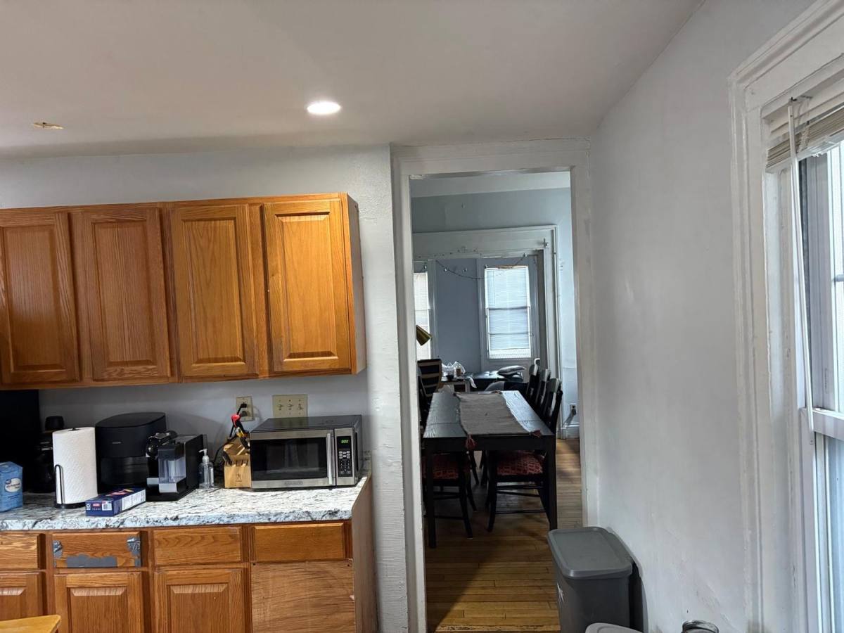House for rent at 395 Crown St, New Haven, CT 06511