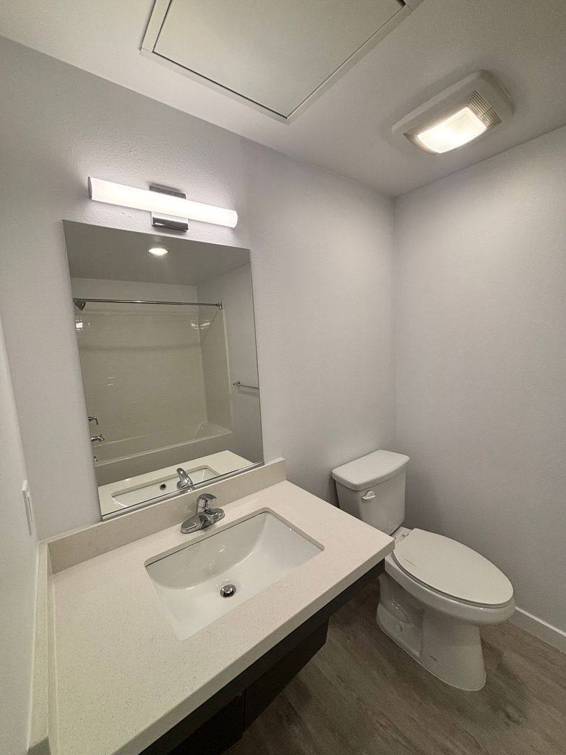 Apartment for rent at 7524 S Hoover St, Los Angeles, CA 90044