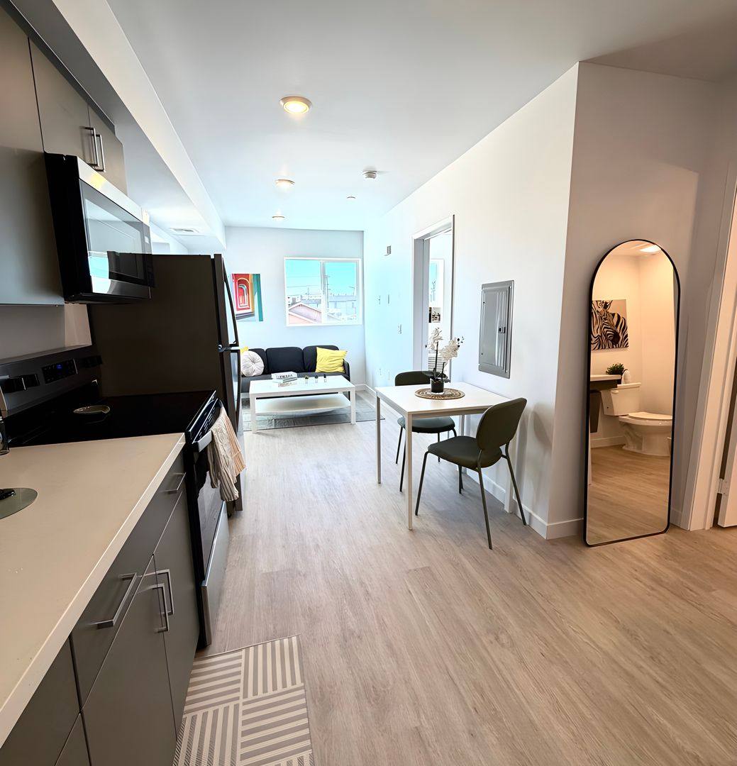 Apartment for rent at 7524 S Hoover St, Los Angeles, CA 90044