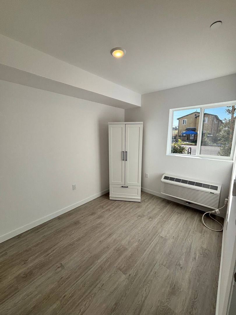 Apartment for rent at 7524 S Hoover St, Los Angeles, CA 90044