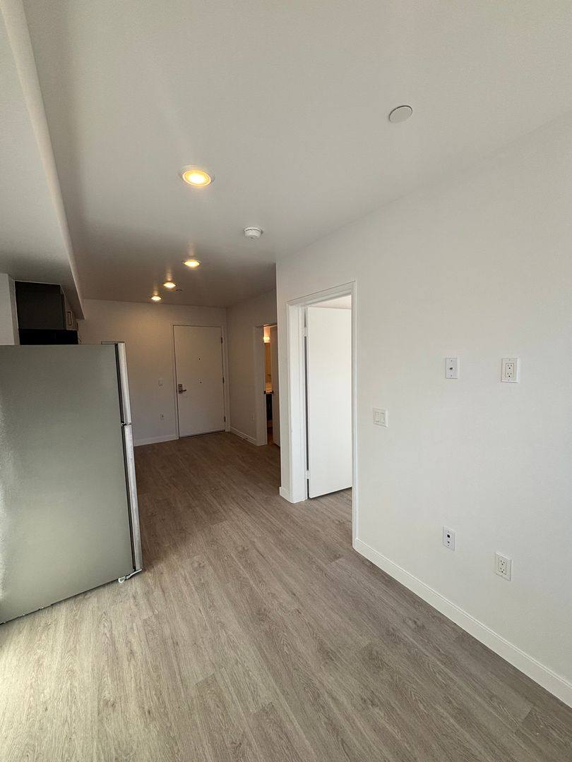 Apartment for rent at 7524 S Hoover St, Los Angeles, CA 90044