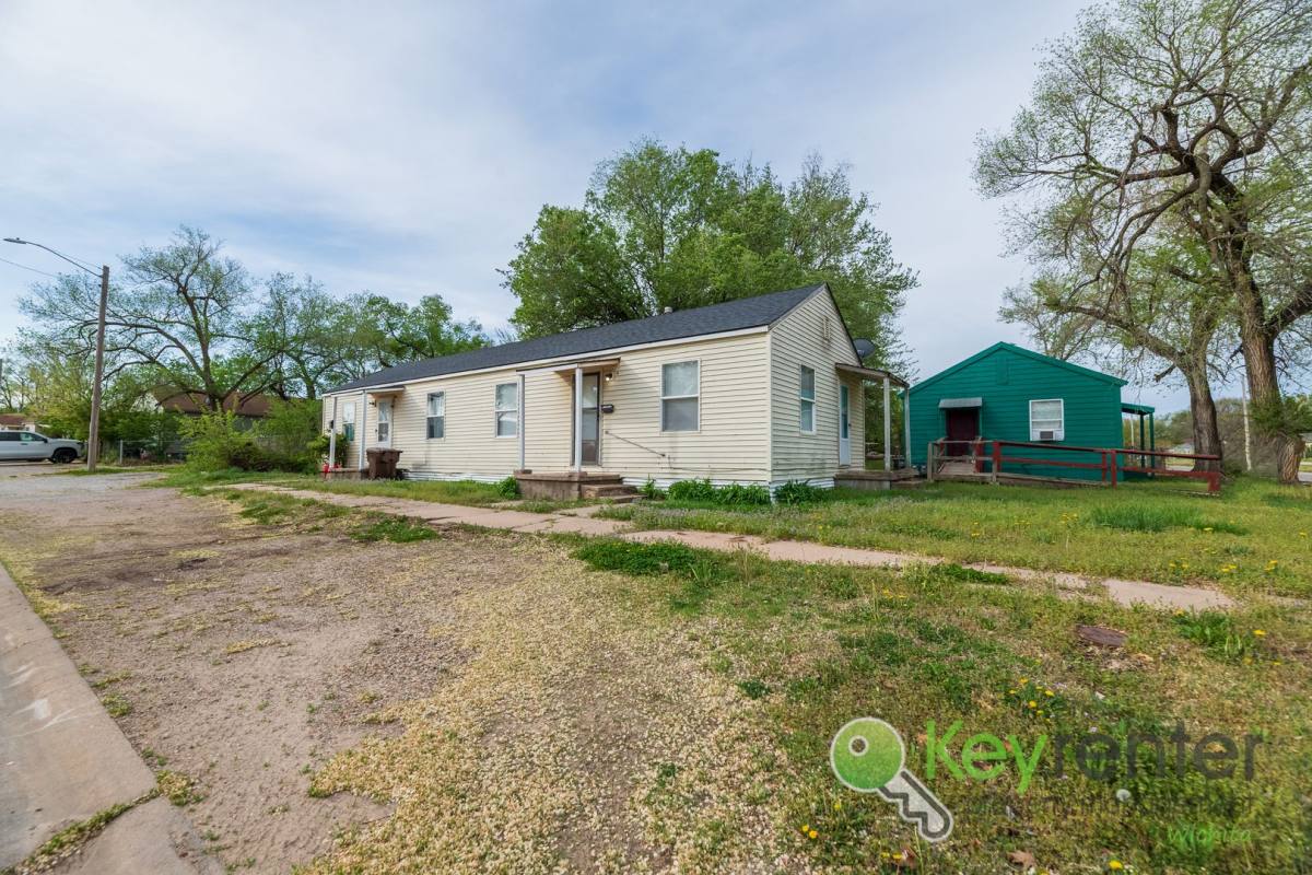 Apartment for rent at 4301 E Whitney Lane, Wichita, KS 67210