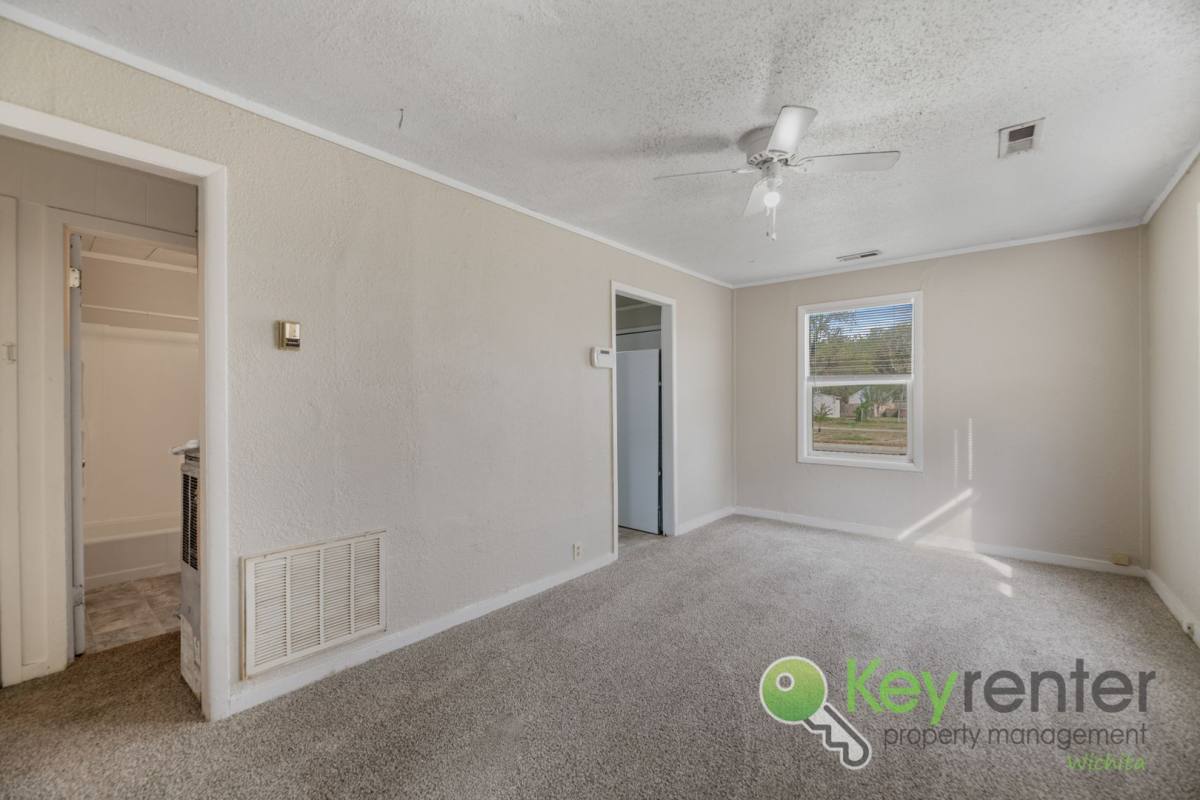 Apartment for rent at 4301 E Whitney Lane, Wichita, KS 67210
