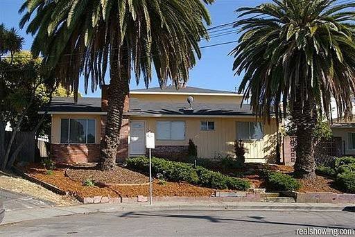 Apartment for rent at 25546 Del Mar Ave, Hayward, CA 94542