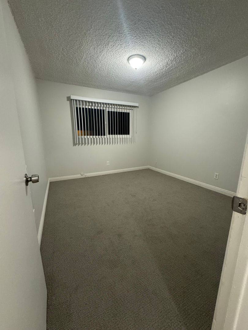 Apartment for rent at 938 W Huntington Dr, Arcadia, CA 91007