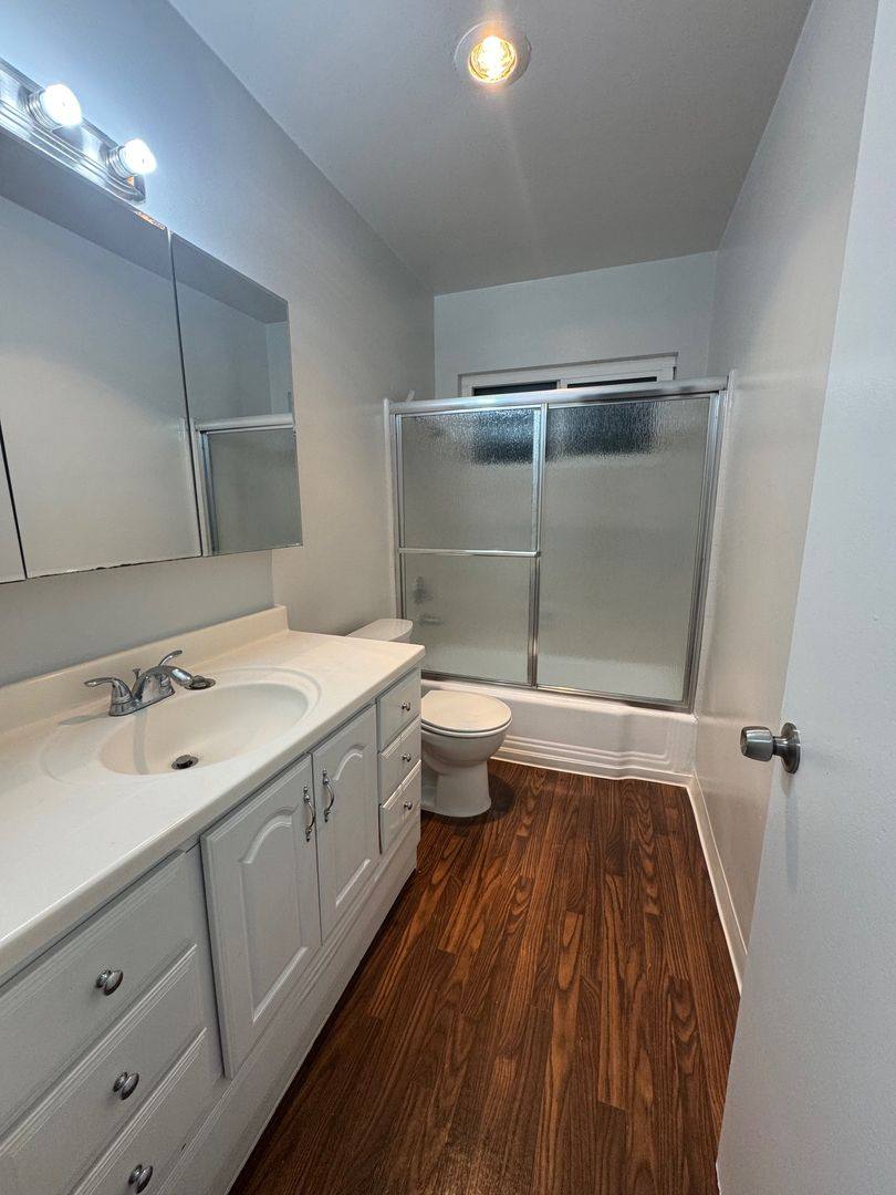 Apartment for rent at 938 W Huntington Dr, Arcadia, CA 91007