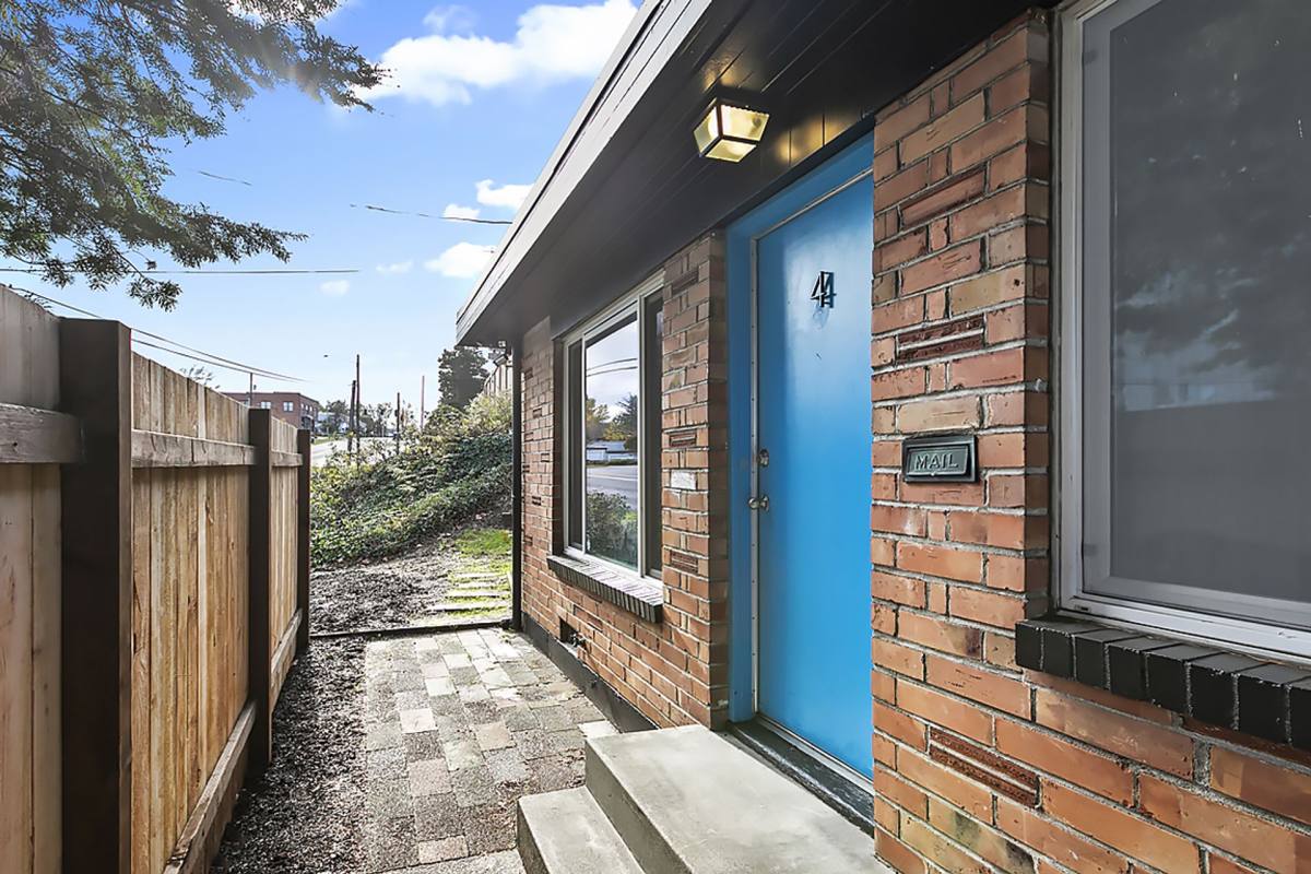 Apartment for rent at 3202 Pacific Ave, Tacoma, WA 98418