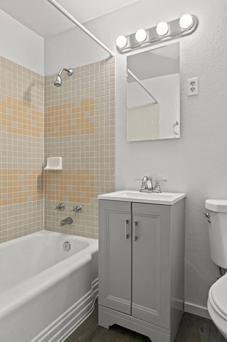 Apartment for rent at 3202 Pacific Ave, Tacoma, WA 98418