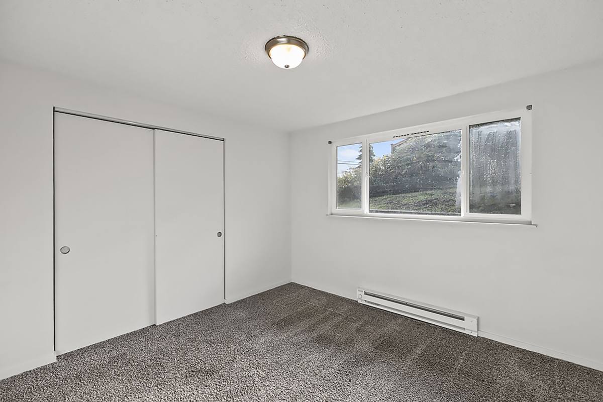 Apartment for rent at 3202 Pacific Ave, Tacoma, WA 98418