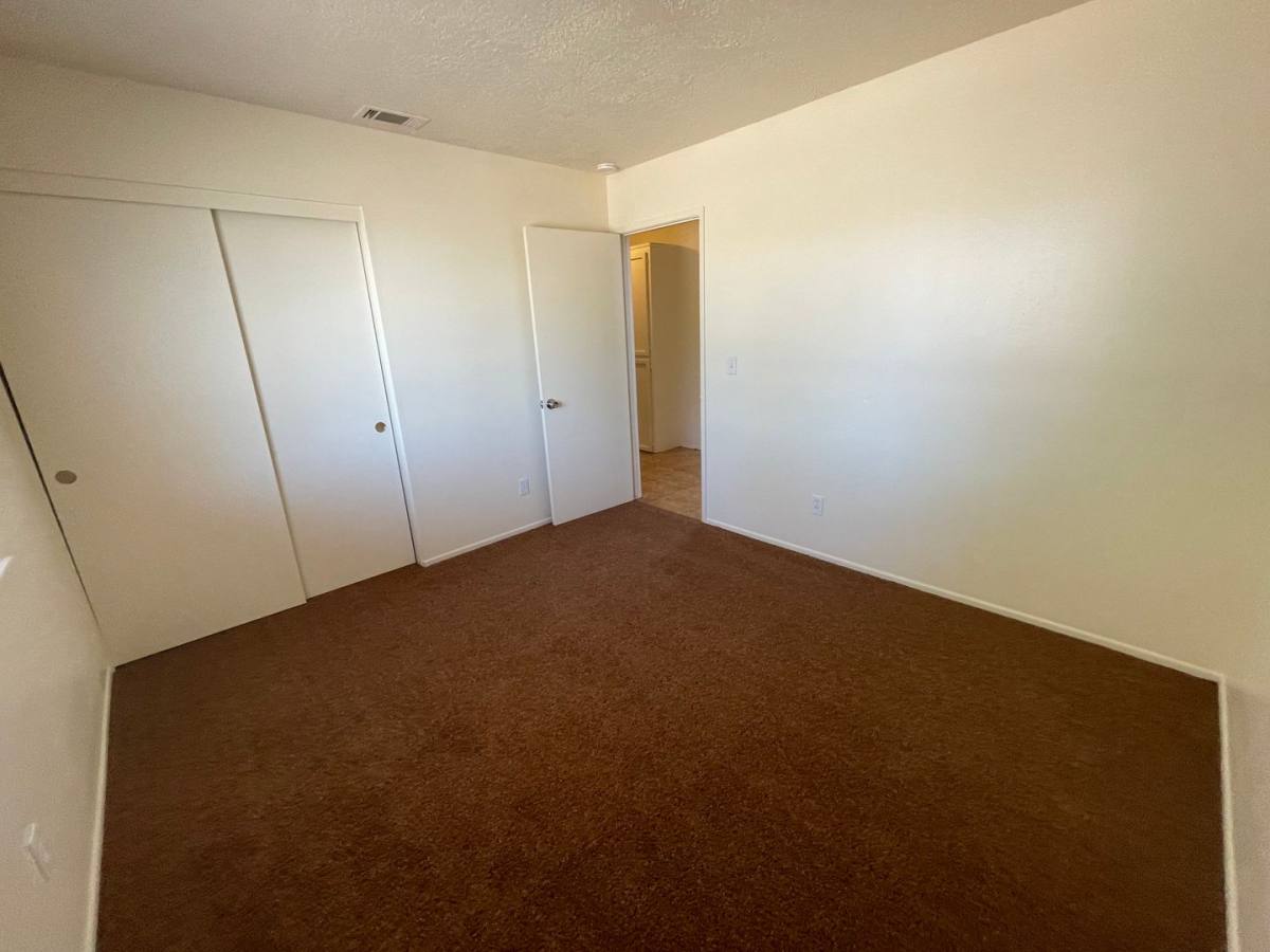 House for rent at 10246 Arroyo Ave, Hesperia, CA 92345