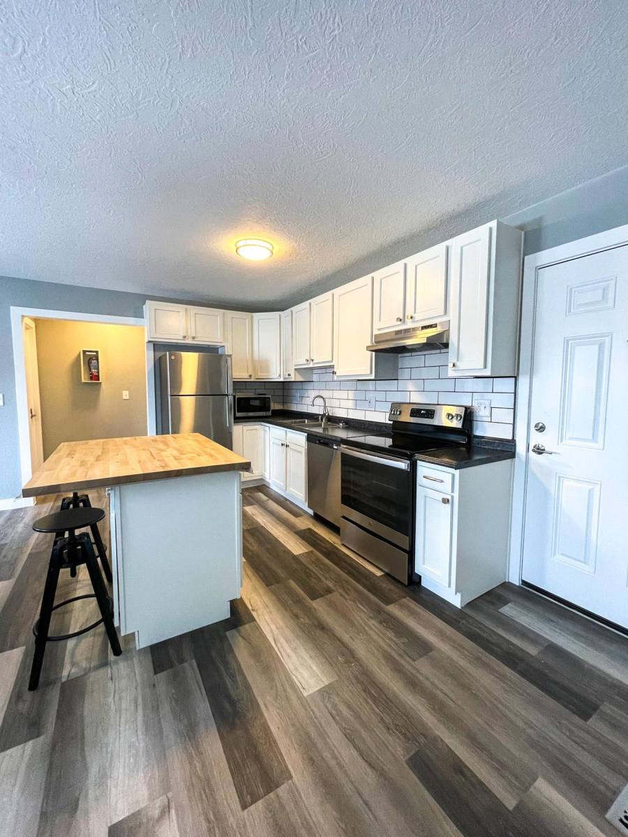 Apartment for rent at 2122 10th Ave, Greeley, CO 80631