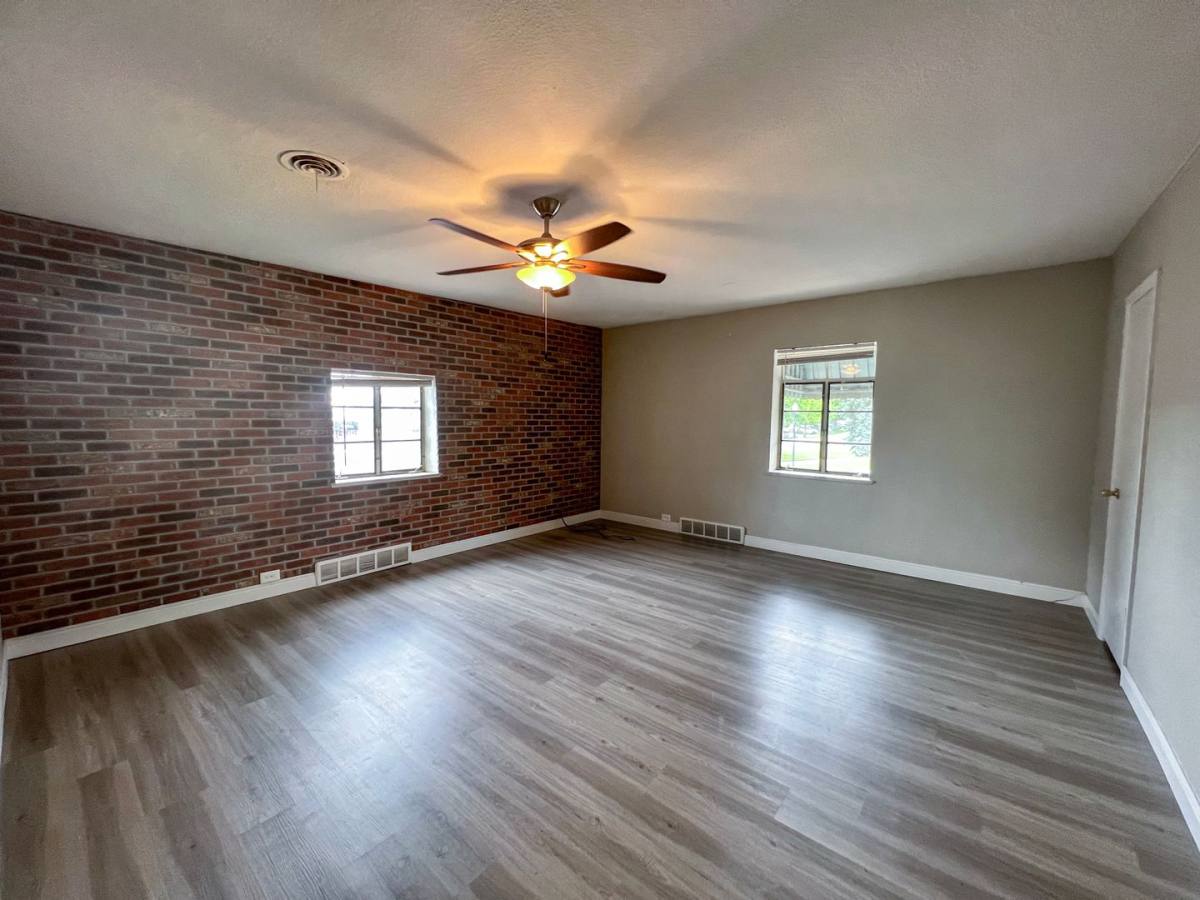 Apartment for rent at 905 16th St, Greeley, CO 80631