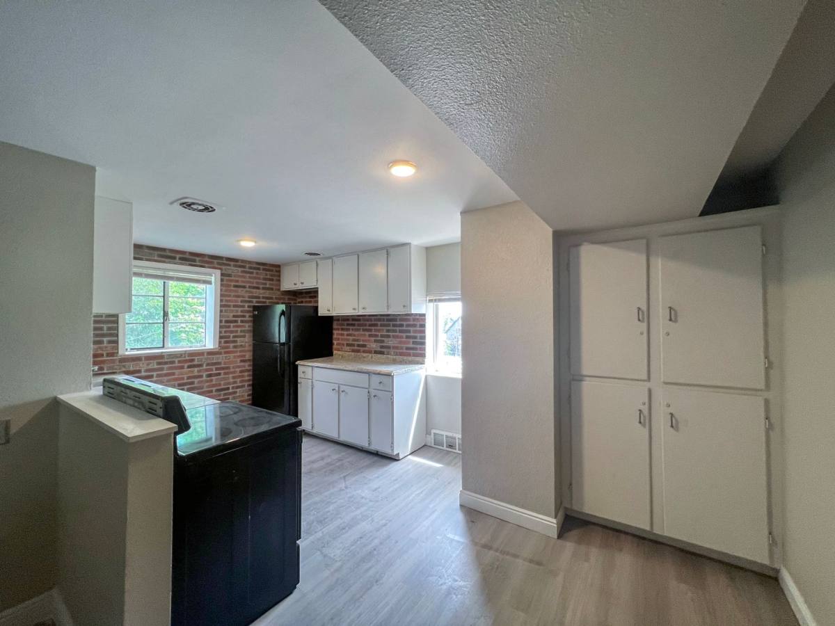 Apartment for rent at 905 16th St, Greeley, CO 80631