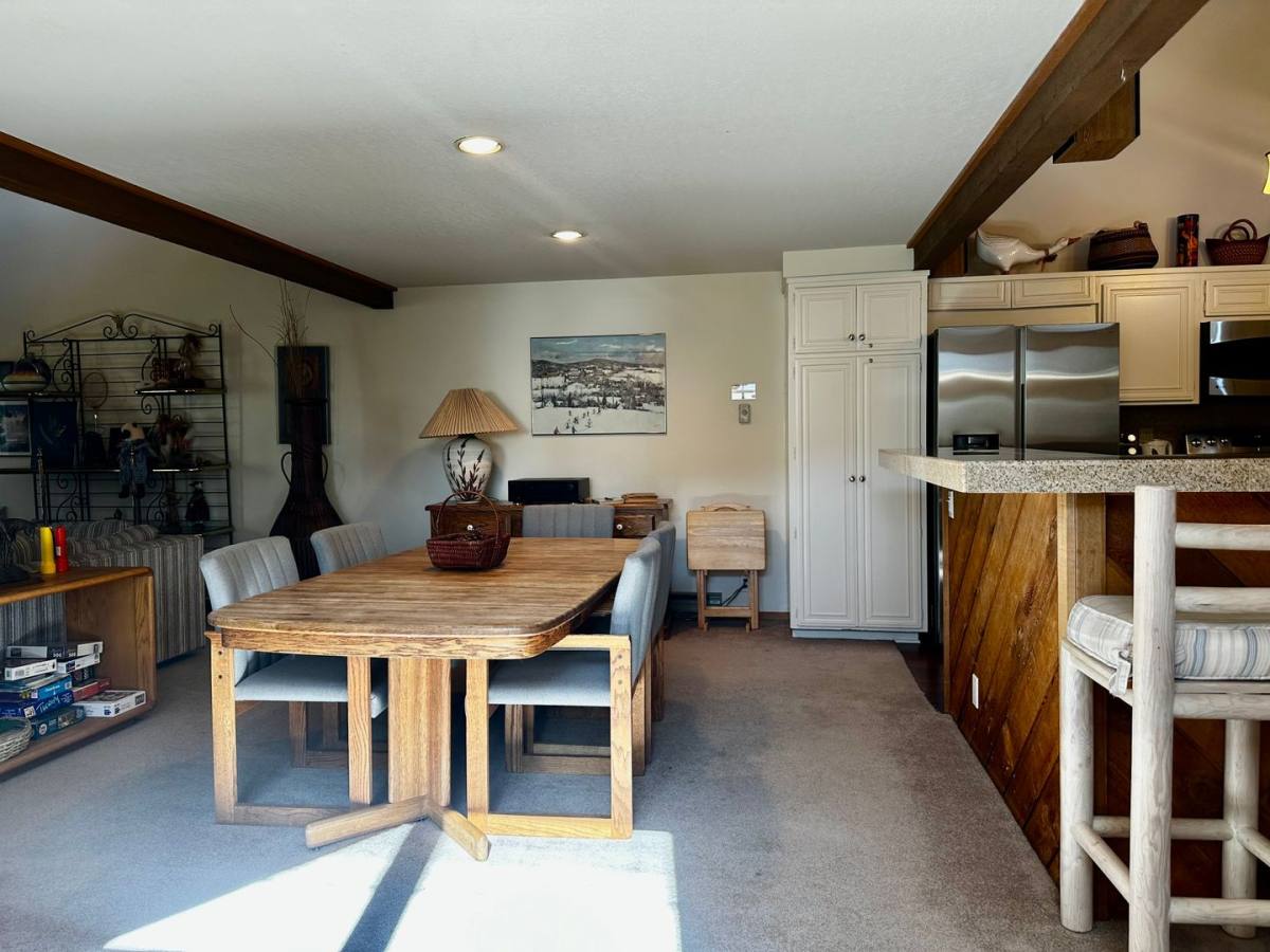 Apartment for rent at 418 Snowcreek Rd, Mammoth Lakes, CA 93546