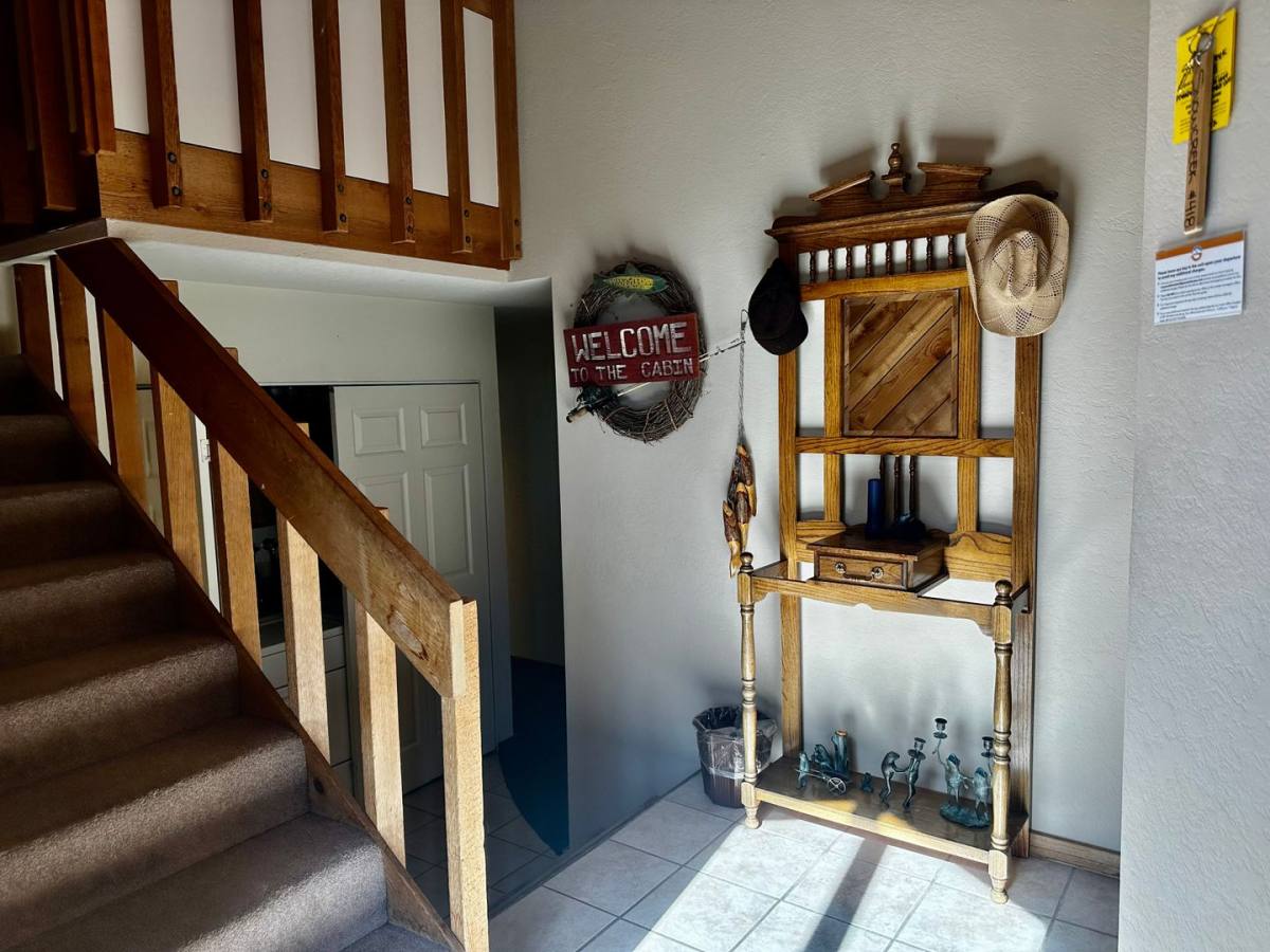 Apartment for rent at 418 Snowcreek Rd, Mammoth Lakes, CA 93546