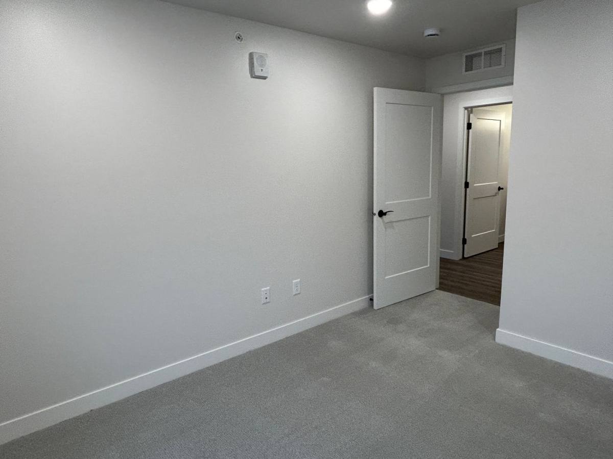 Apartment for rent at 128 S 2nd St, Le Sueur, MN 56058