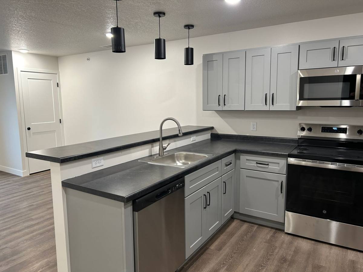 Apartment for rent at 128 S 2nd St, Le Sueur, MN 56058