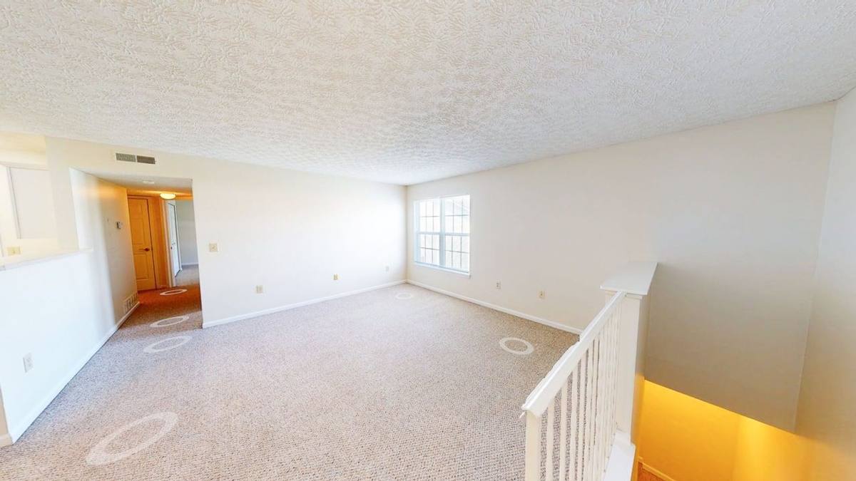 Apartment for rent at 5566 Garden Ridge, Columbus, OH 43228