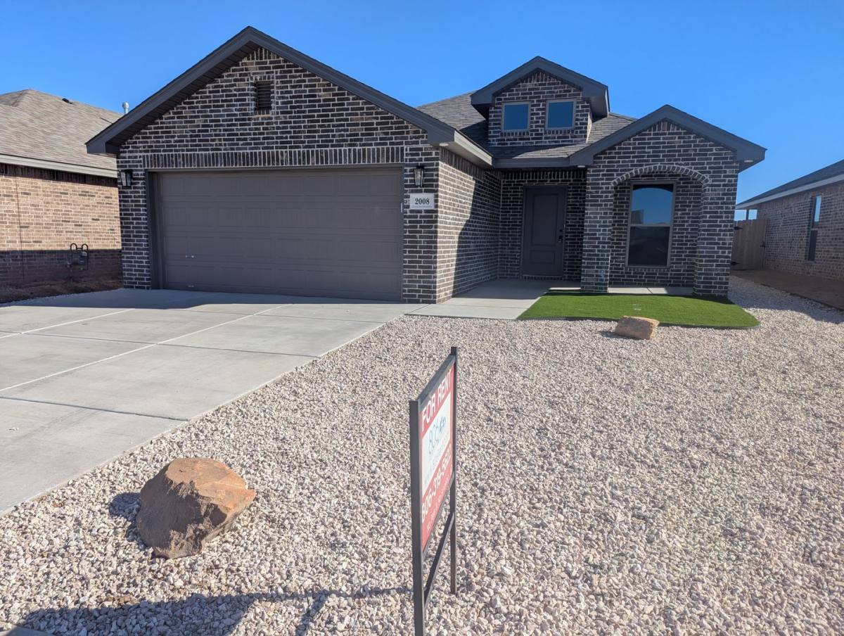 House for rent at 2008 Cottonwood Ave, Wolfforth, TX 79382