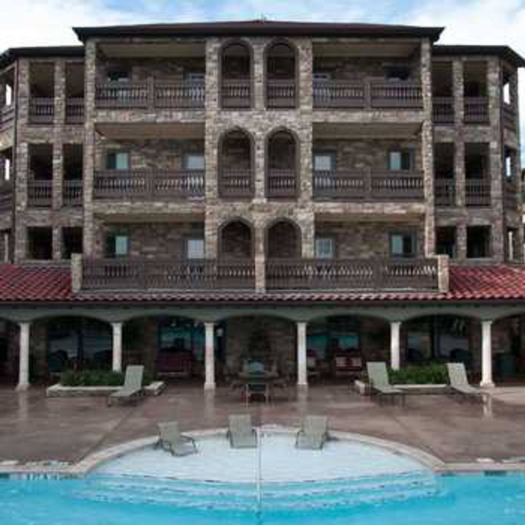 Apartment for rent at 4657 Ocean Dr, Corpus Christi, TX 78412