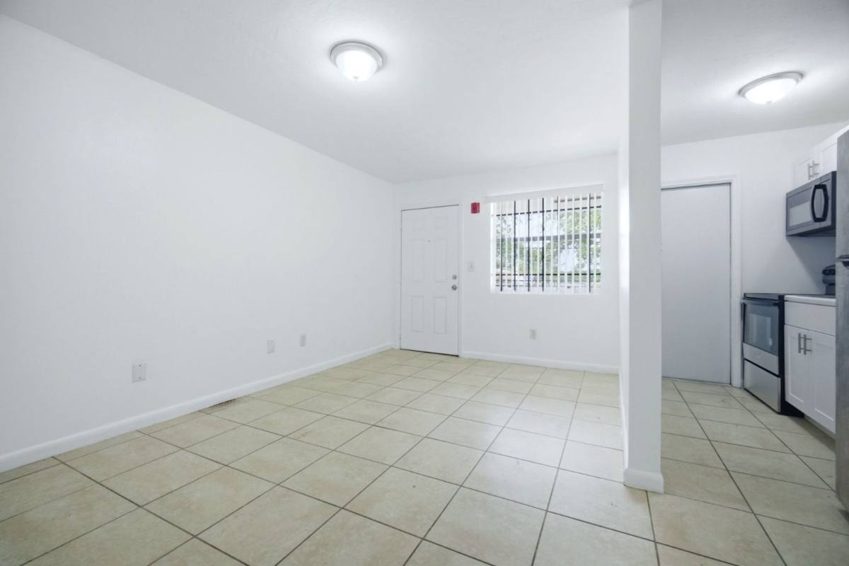 750 NW 56th St, Miami, FL 33127 - Apartment for Rent - Image 4