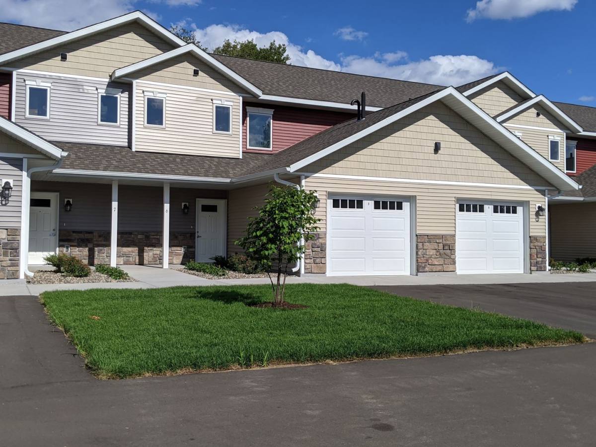 Townhouse for rent at 14304 Forest Dr, Baxter, MN 56425