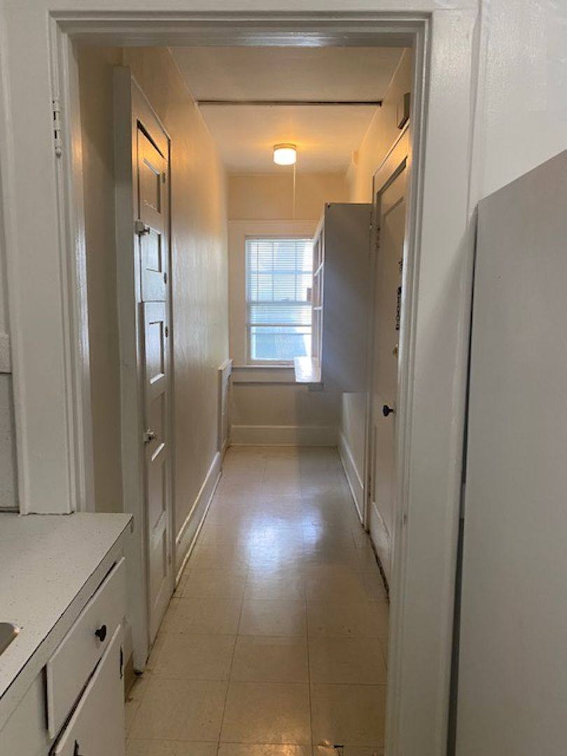 Apartment for rent at 1009-11 Euclid Ave, Syracuse, NY 13210