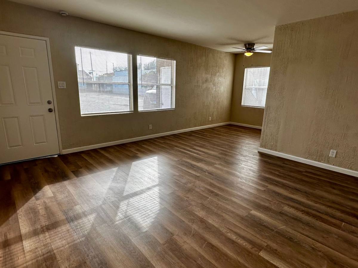 Apartment for rent at 3212 Chester Lane, Bakersfield, CA 93304