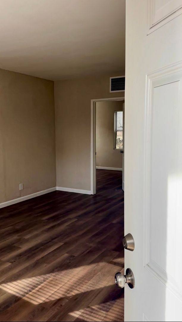 Apartment for rent at 3212 Chester Lane, Bakersfield, CA 93304