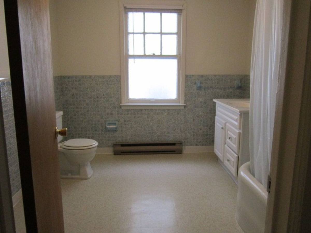 Apartment for rent at 205 Comstock Ave, Syracuse, NY 13210