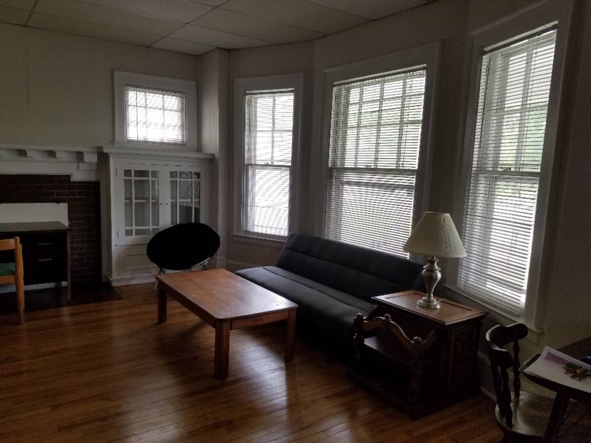 Apartment for rent at 205 Comstock Ave, Syracuse, NY 13210
