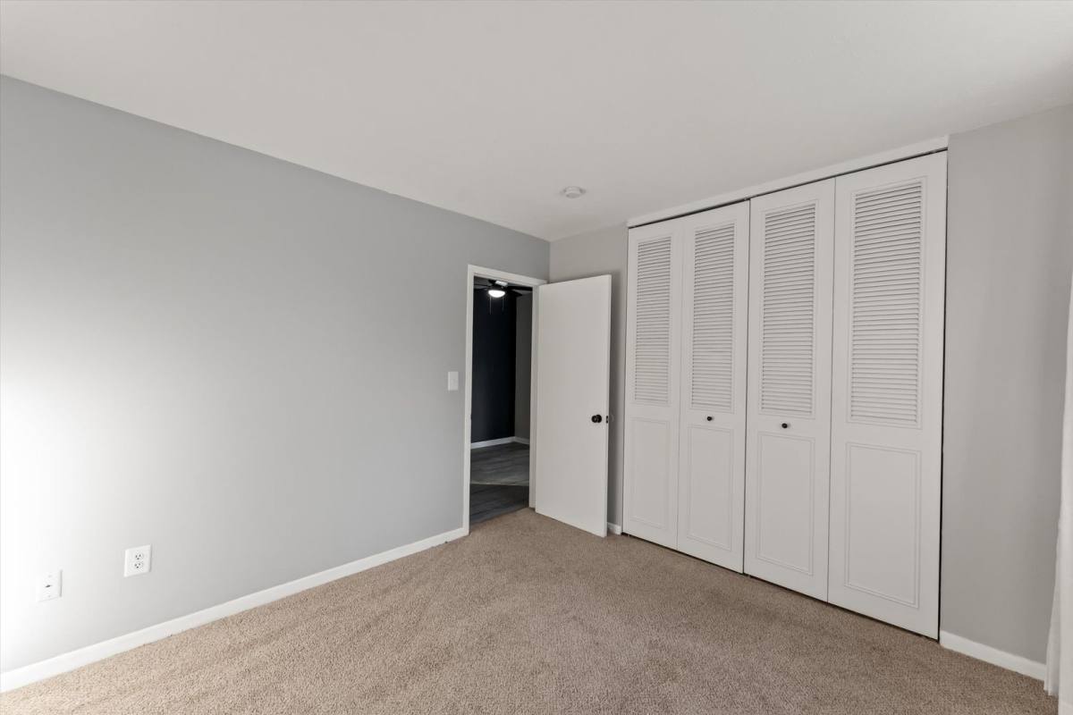 Apartment for rent at 29356 Dequindre Rd, Warren, MI 48092