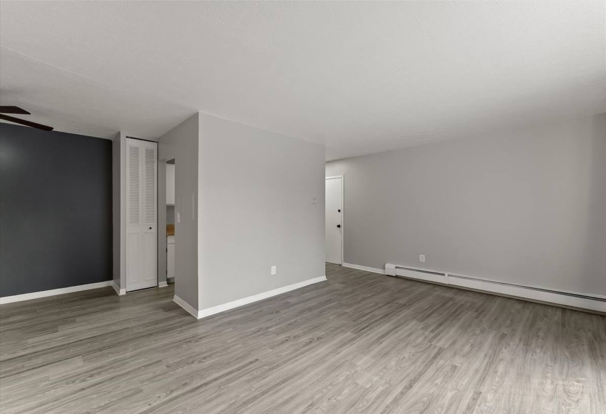 Apartment for rent at 29356 Dequindre Rd, Warren, MI 48092