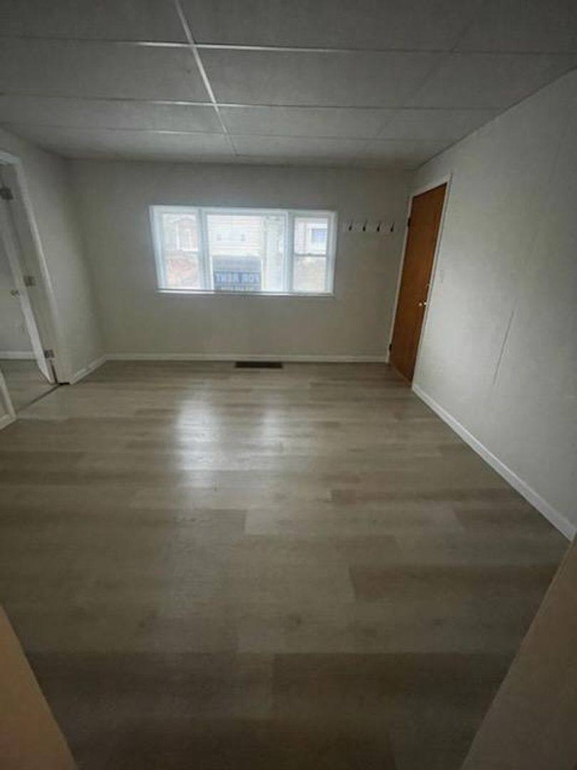 Apartment for rent at 231-33 Miles Ave, Syracuse, NY 13210