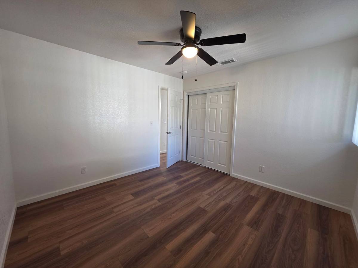 Apartment for rent at 3940 S Shady Court, Visalia, CA 93277