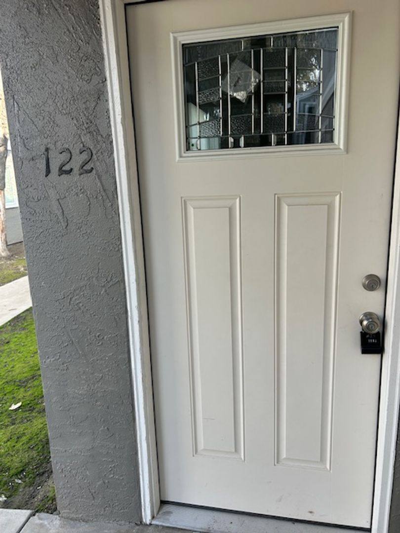 Apartment for rent at 3940 S Shady Court, Visalia, CA 93277